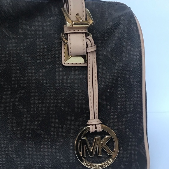 Michael Kors Handbag - Picture 2 of 5